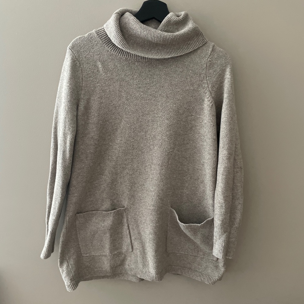 Loft Outlet Women’s Tan Tunic Sweater Size Small